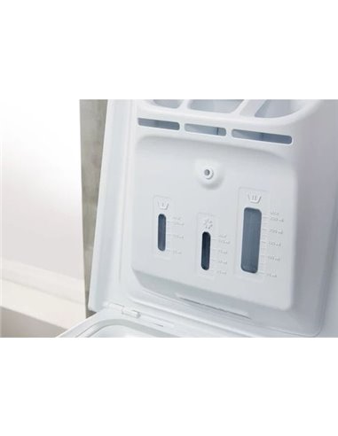 Стиральная машина Indesit BTW A61053, 6кг, Белый
