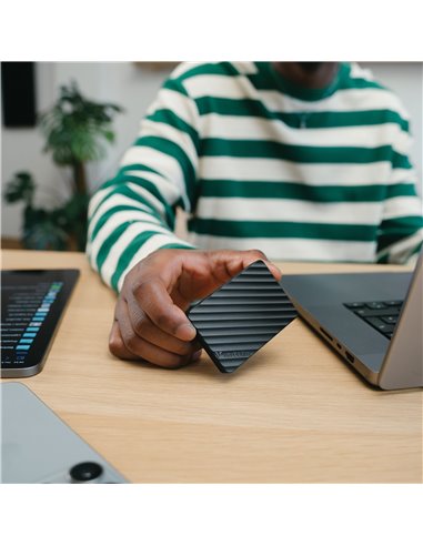 M.2 Extern SSD Verbatim Store 'N’ Go Mini Stripe / 2.0TB / USB 3.2 Gen 1