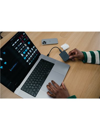 Внешний M.2 SSD Verbatim Store 'n' Go Mini Diamond / 1TB / USB 3.2 Gen2 / Black