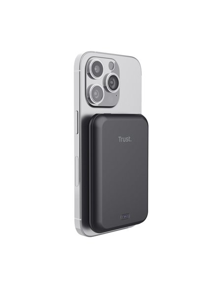 Powerbank magnetic wireless Trust MAGNO / 5000 mAh / Black