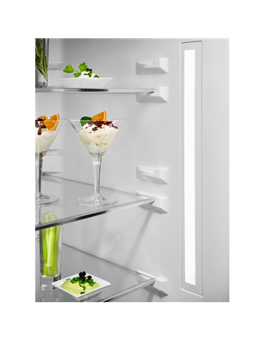 Frigider Electrolux LNT7ME32M2, Negru