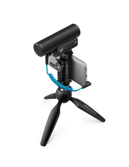 Microfon portabil pentru înregistrare vocală Sennheiser MKE 400, Cu fir, Negru