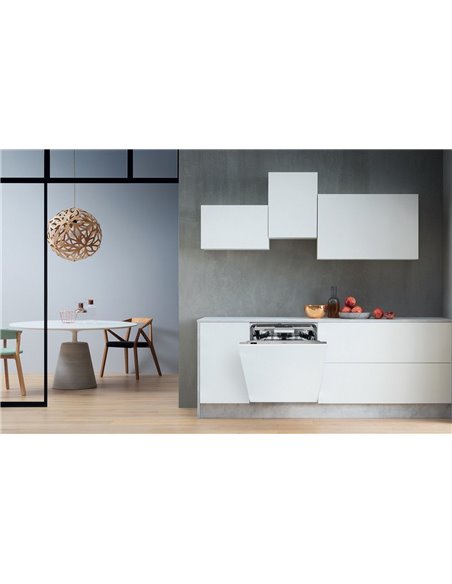 Посудомоечная машина Whirlpool WI 7020 P, Серебристый