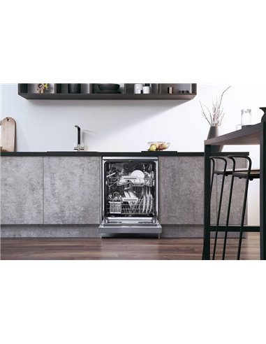 Посудомоечная машина Hotpoint-Ariston HFC 3C41 CW X, Серебристый