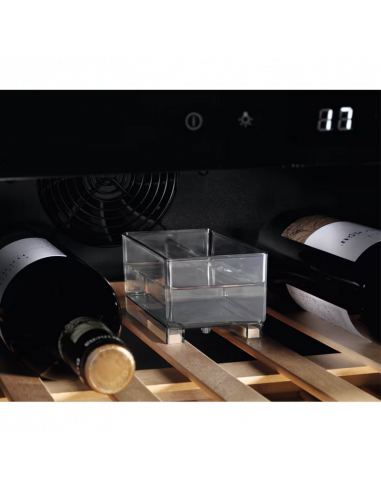 Dulap pentru vin Electrolux EWUS052B5B, Negru